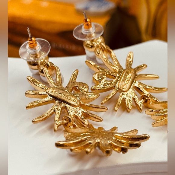🆕 OSCAR DE LA RENTA 🧿 NWOT Starburst Faux Pearl Drop Earrings - Picture 11 of 11